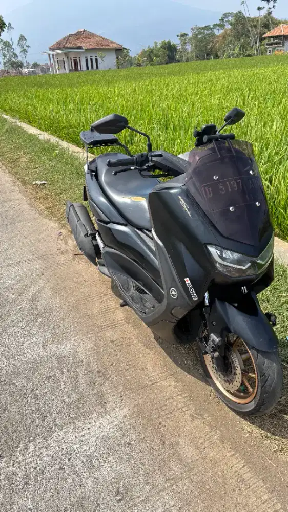 Di jual nmax 2021 tangan pertama