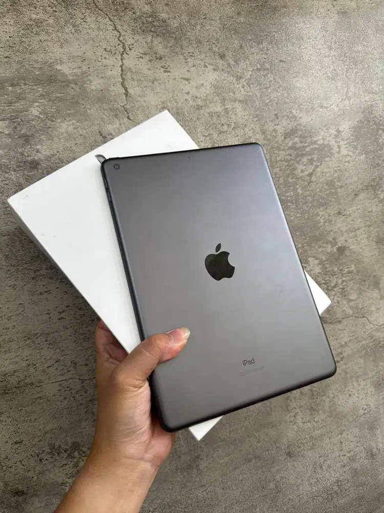 Cari iPhone Original Semua Tipe