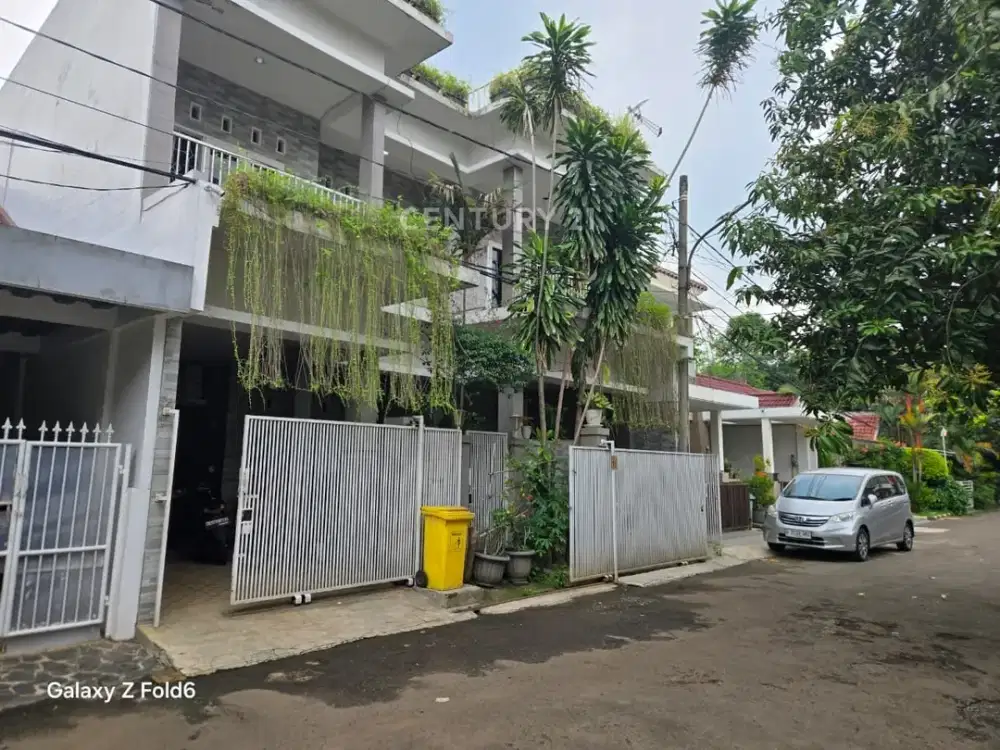 Rumah Modern Siap Huni Dengan Desain Minimalis Dikawasan Favorit