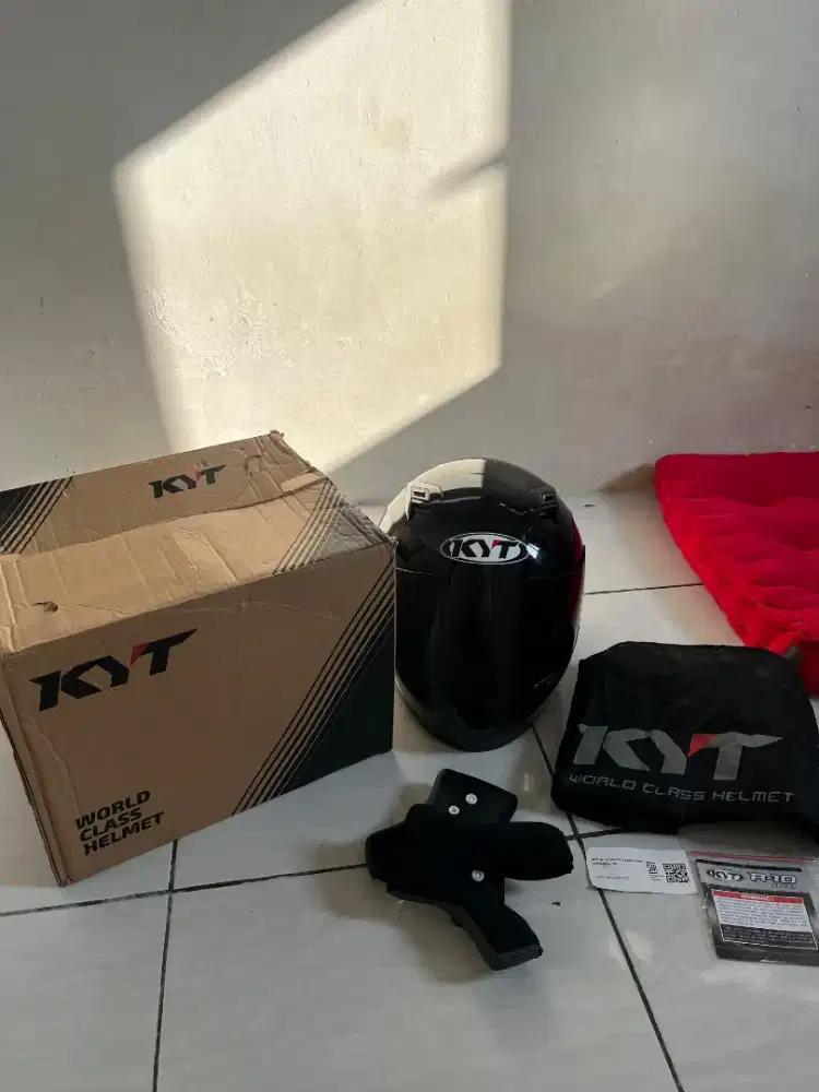 Jual Helm Full Face KYT R-10