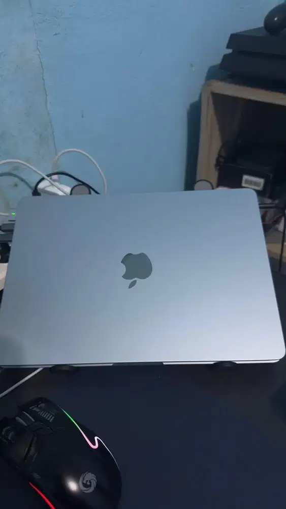 Macbook air m4 skyblue
