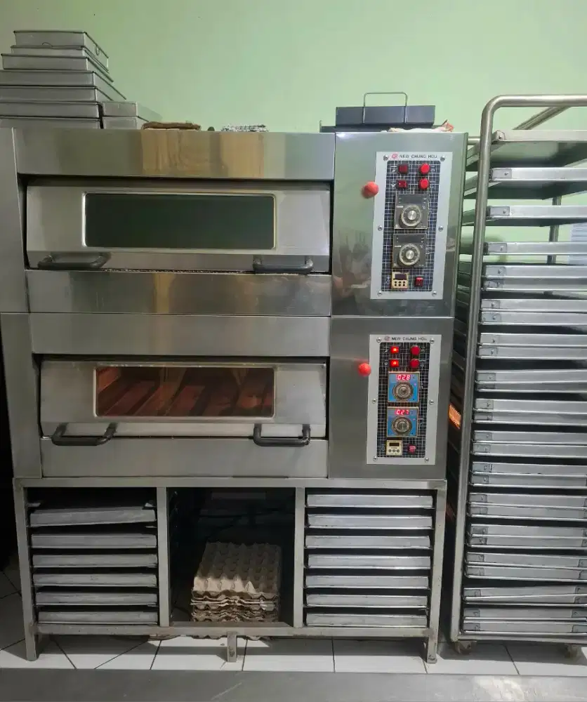 Di jual perusahan Bakery yang sedang berjalan.