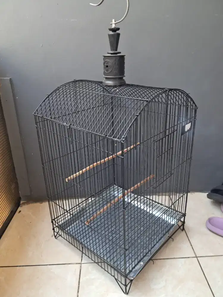 Kandang besi kotak