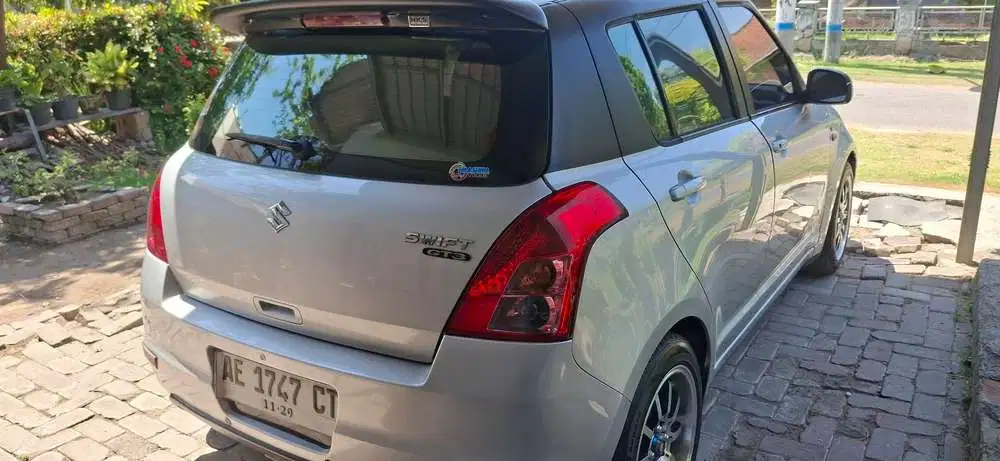 Suzuki Swift 2009 Bensin