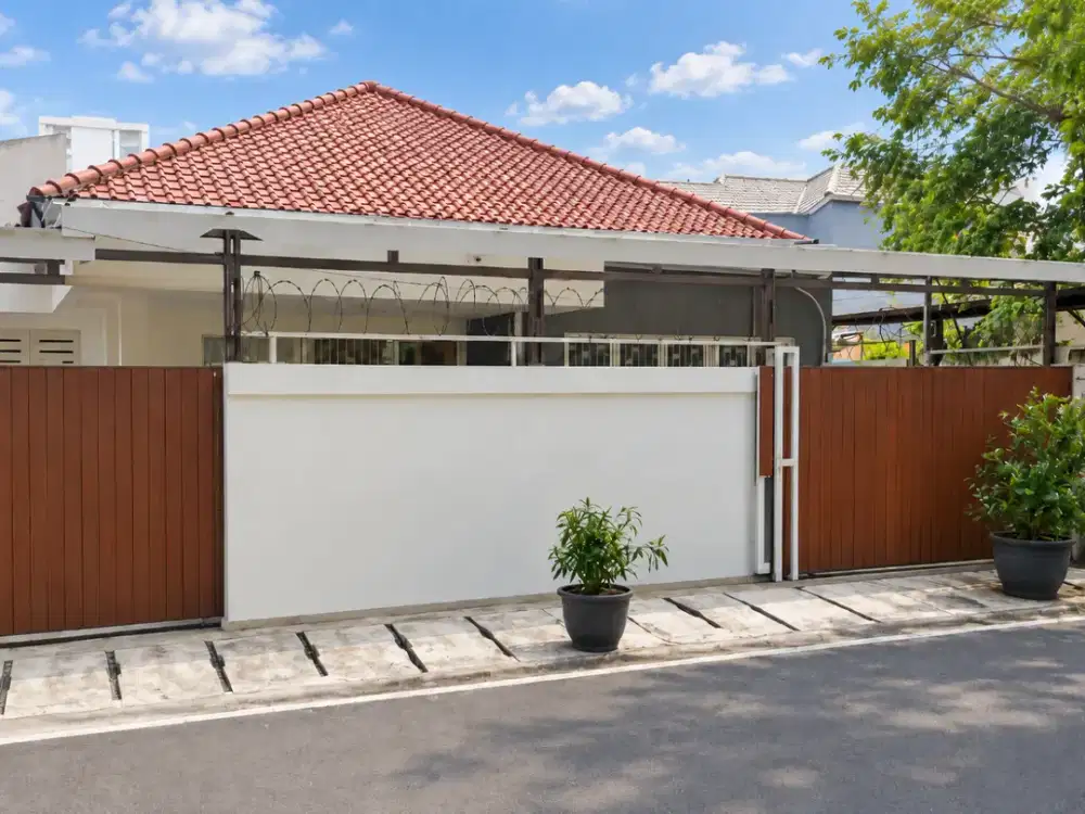 Dijual Rumah Pejompongan Belakang Menara BNI – LT 310 m², SHM