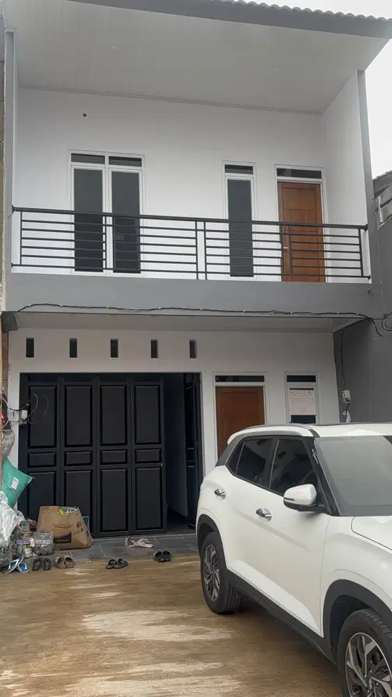 Disewakan rumah 2 lantai