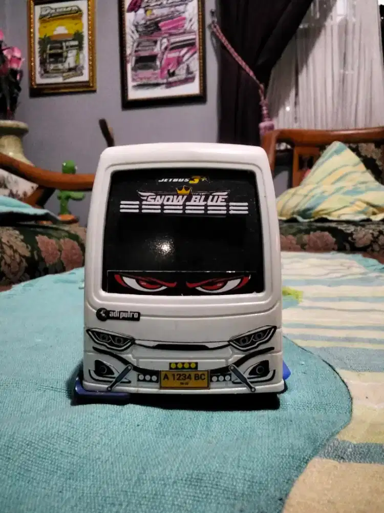 BUS RKC TOYS MODIF