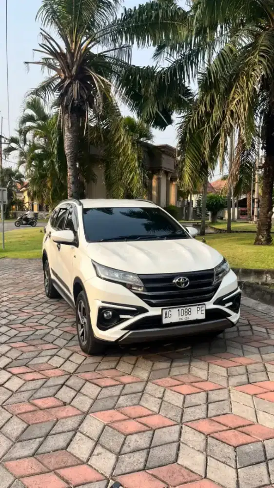 Toyota rush Gr istimewa