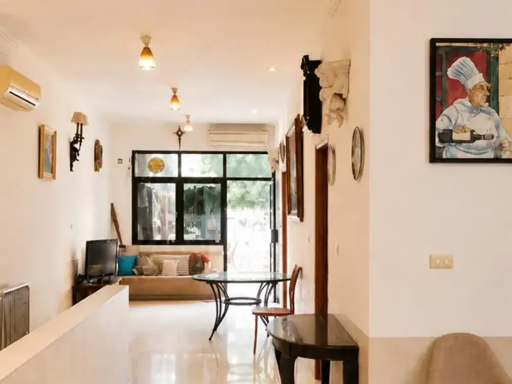 Rumah Dijual 4 Lantai di Pangeran Jayakarta Jakarta Pusat