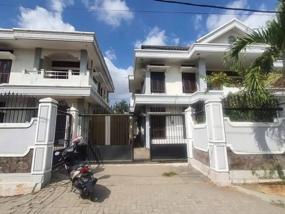 Butuh Cepat Laku Rumah Second Gayung Kebonsari