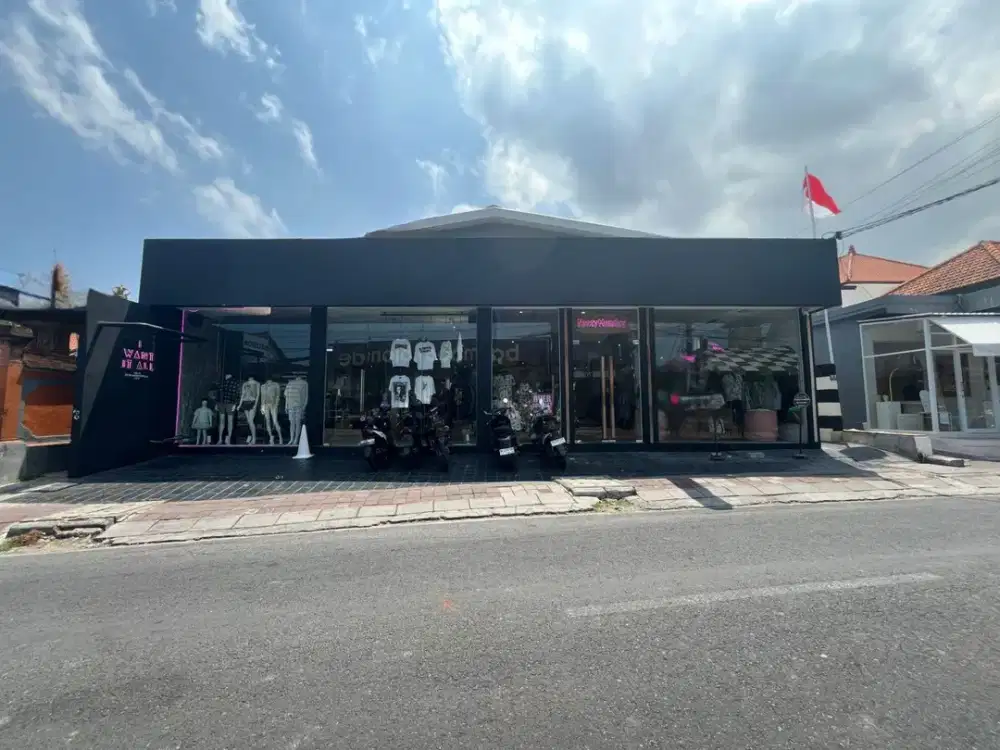 Prime Commercial Space For Rent Over Contract In Batu Bolong, Canggu