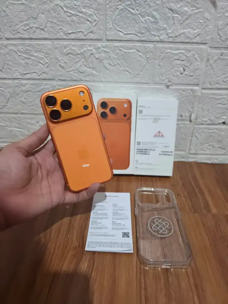 Iphone 17 pro 256gb Ibox + apple care resmi