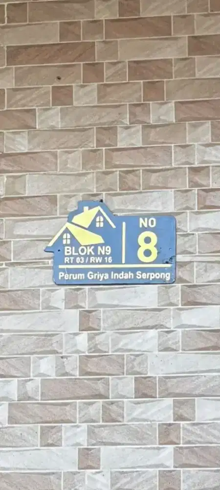 Rumah dgn  tanah luas 114M + 6M ada kebun belakang