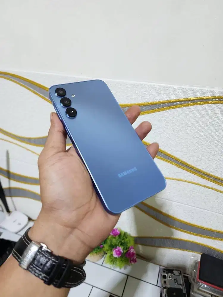 Dicari HP Second Semua Merk