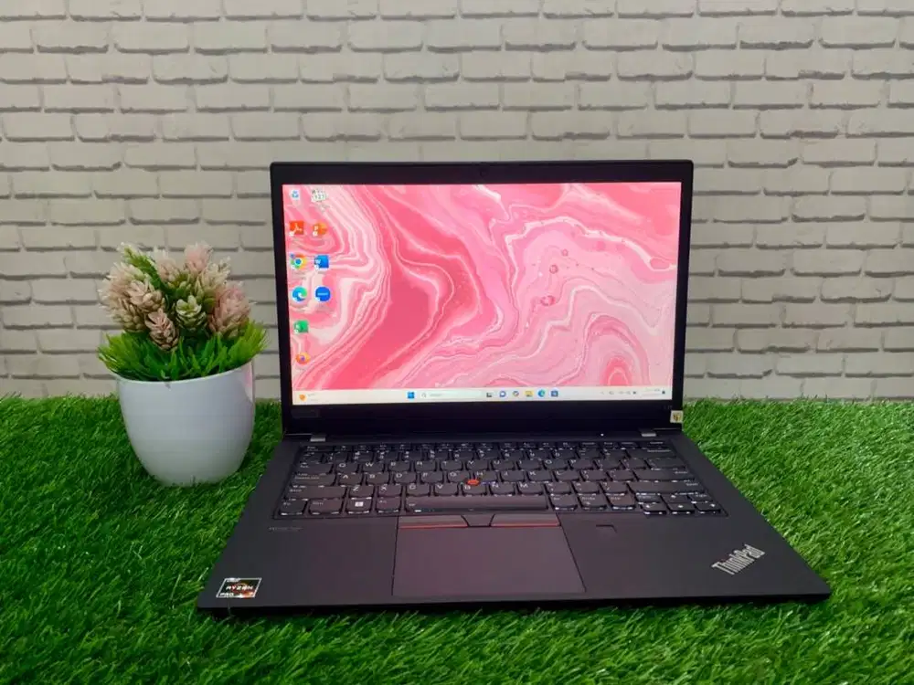 Laptop Desain Bekas THINKPAD T14 G2 AMD Ryzen 7 Pro 5850U
