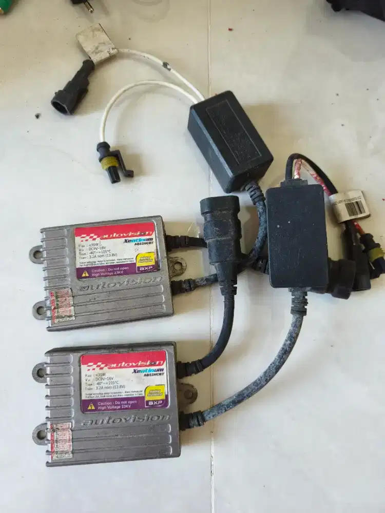 Jual cepat ballast slim lampu HID Autovision 35w ori bekas