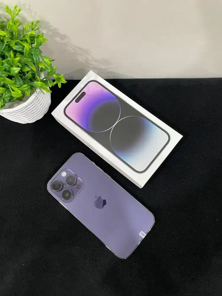 IPhone 14 Pro 256GB Deep Purple mulus Fullset BH 100% Sinyal Indosat&3