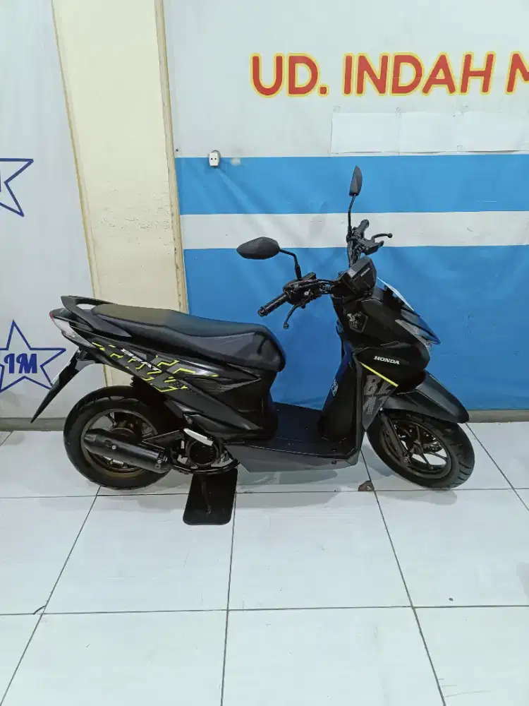 Plat W HONDA BEAT STREET ESP CBS SPORTY FI ECO 2024 bisa kredit