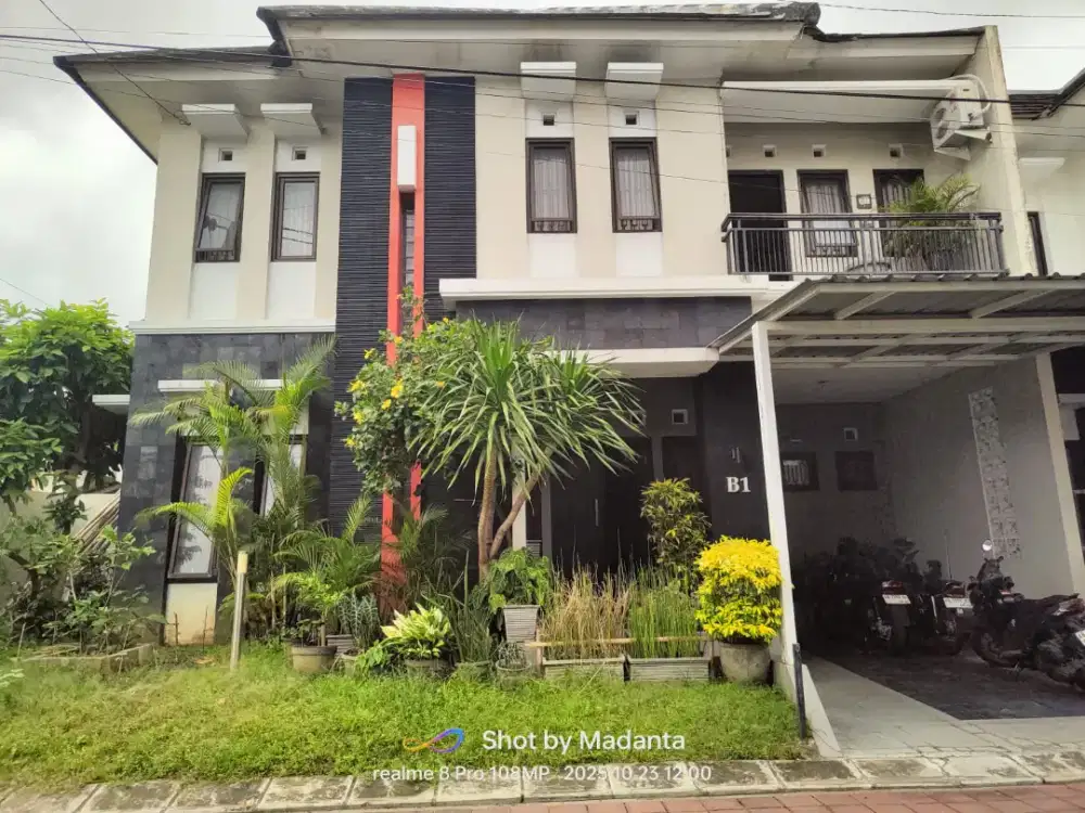 Rumah mewah di sekitar Wirobrajan dekat ke kraton Yogyakarta
