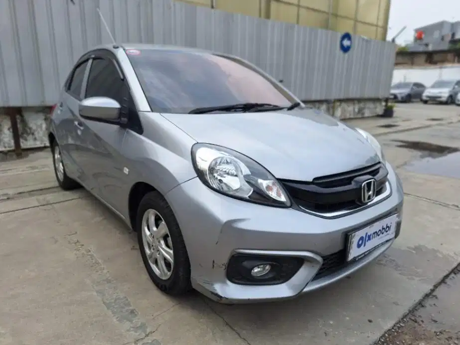 DP MURAH Honda Brio Satya 1.2 E Bensin-AT 2017 Abu CUAKD