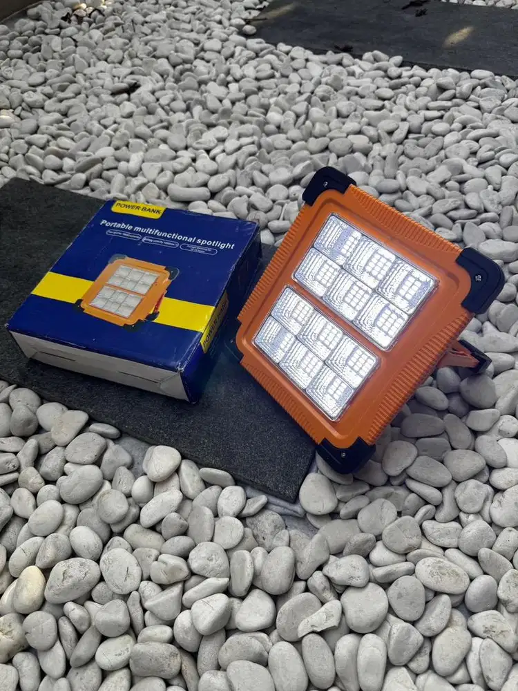 Lampu Camping atau Emergency Tenaga Surya