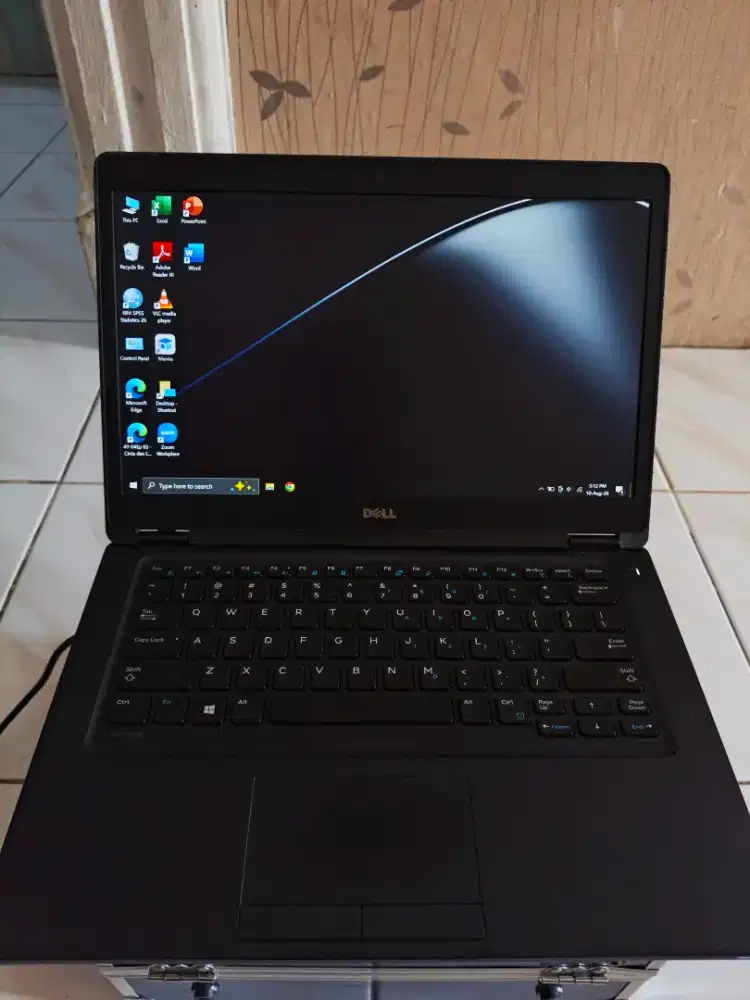 DIJUAL LAPTOP DELL LATITUDE 5480 i5 SSD 256GB