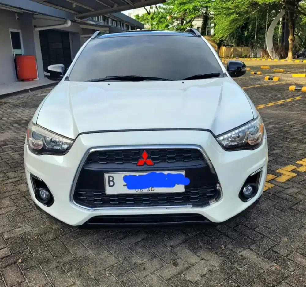 Mitsubishi outlander sport px