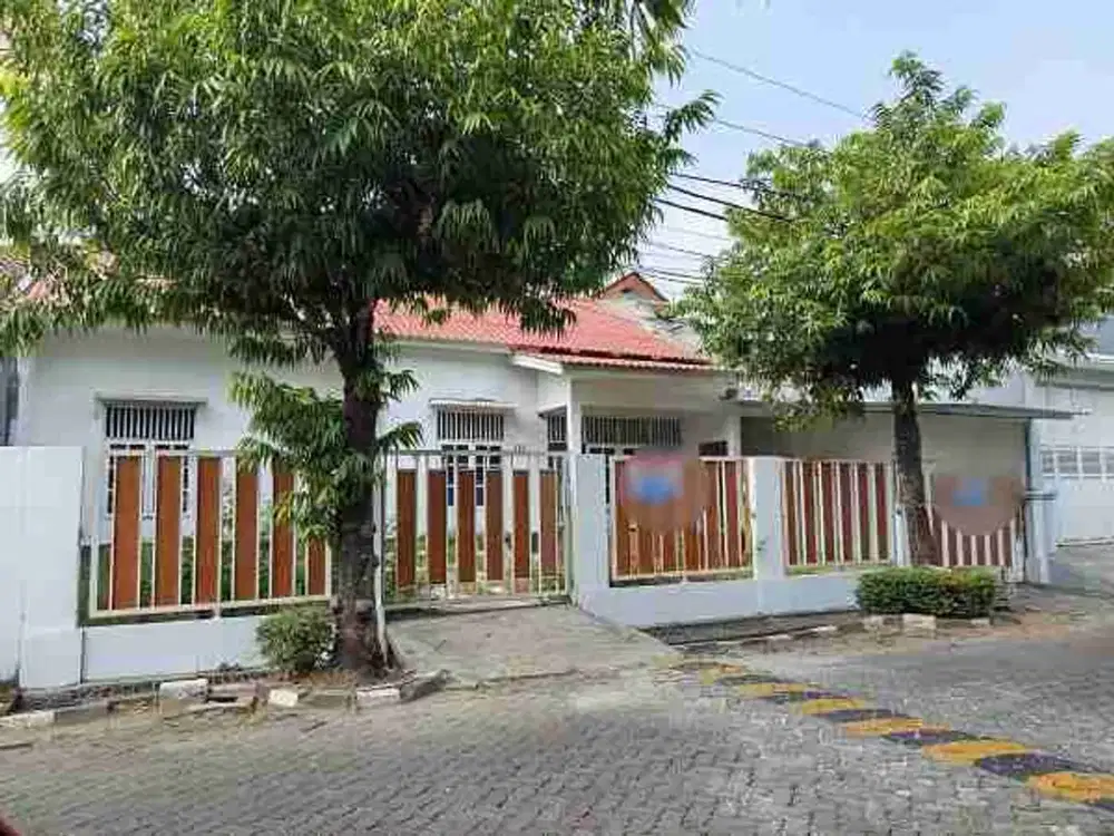 Di Sewakan Rumah Strategis Dekat Area Komersil Kemang Pratama 1 Bekasi