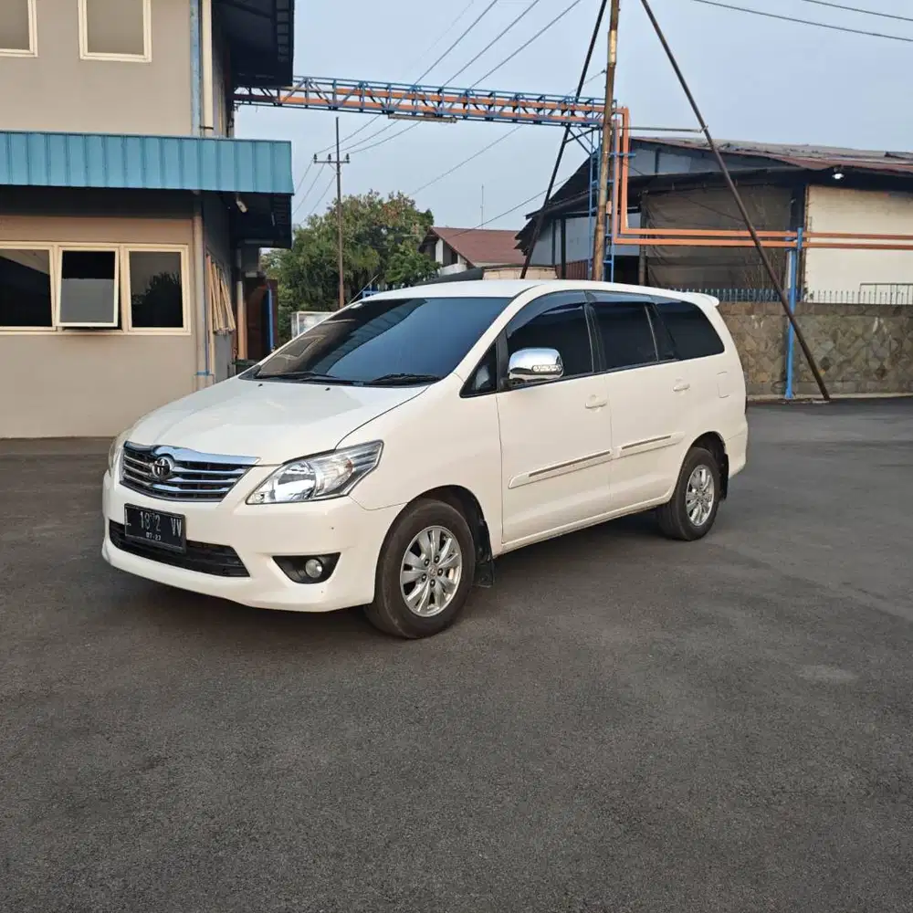 Kijang innova 2.5 G AT