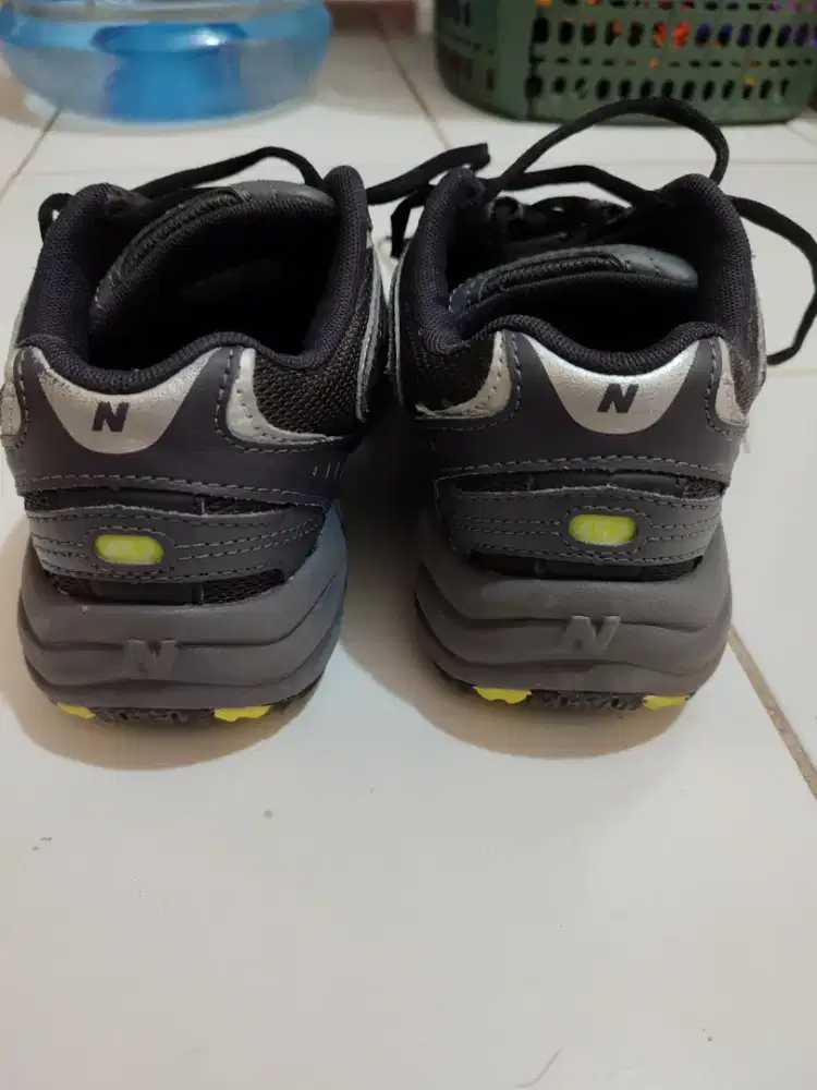 Sepatu NB 360 fit TRAINING