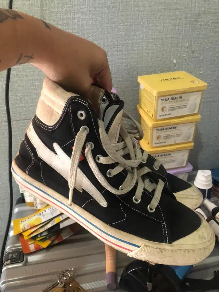 Dijual sepatu xternal uk 42 murah