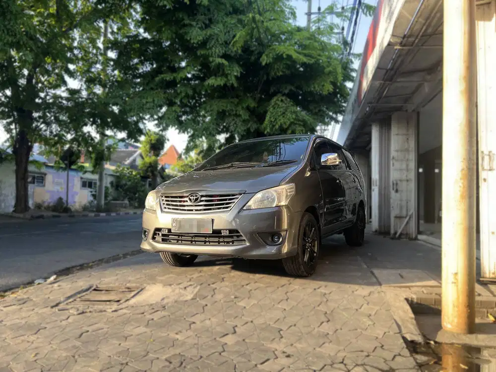 Toyota Kijang Innova G 2.5 AT Matic 2011
