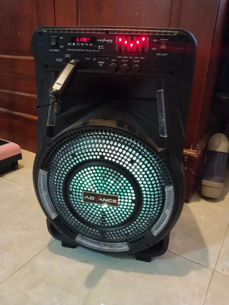Speaker Advance K1202 Led