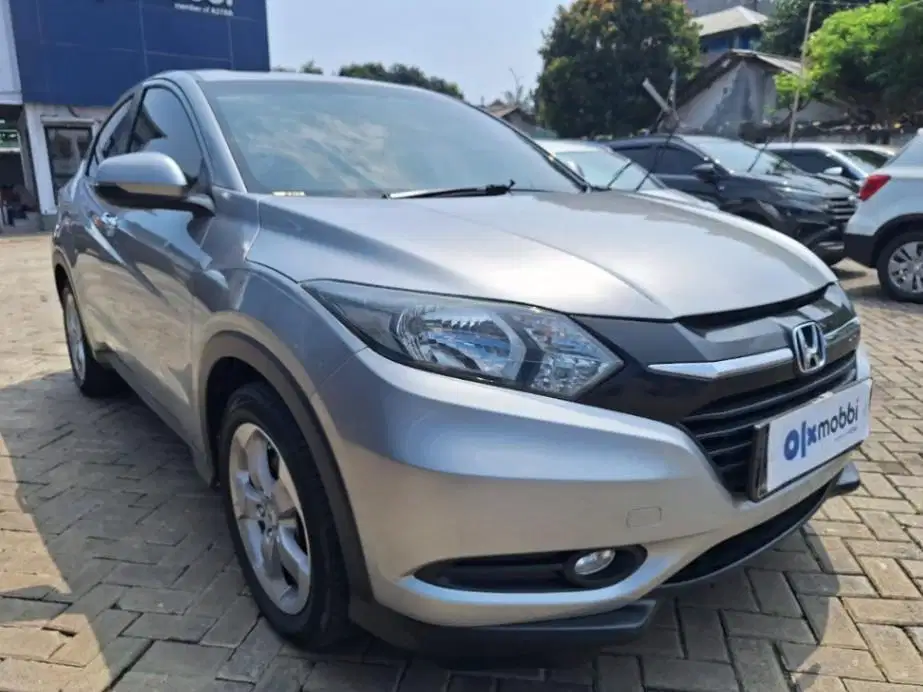 DP MURAH Honda HR-V 1.5 E Bensin-AT 2018 Abu CFNRF