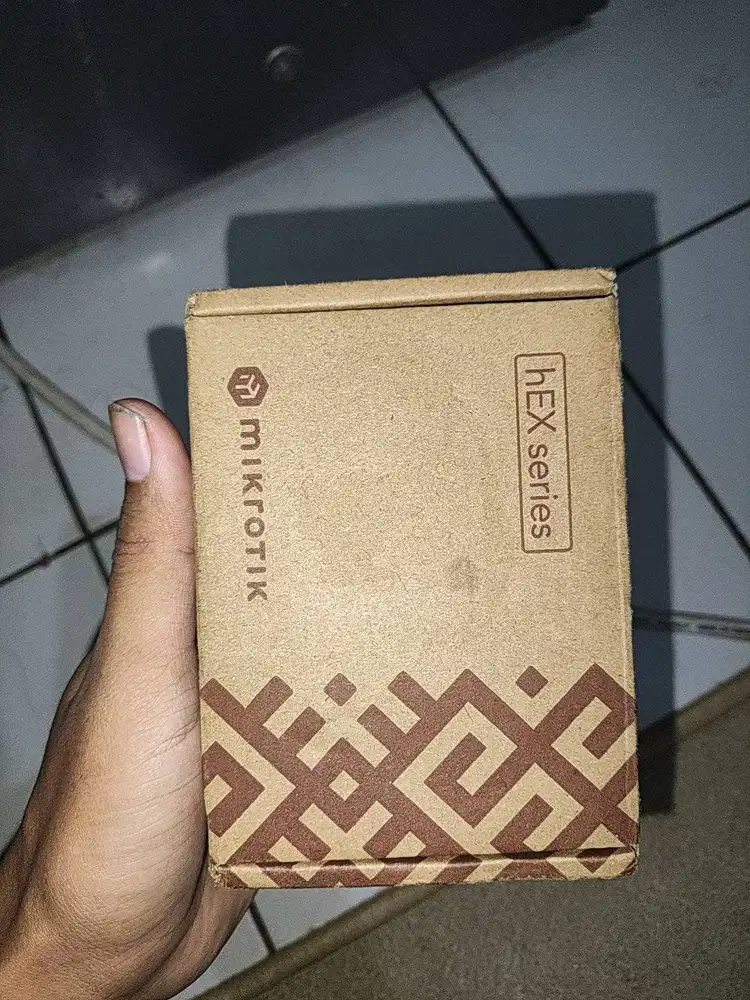 Mikrotik RB750r2