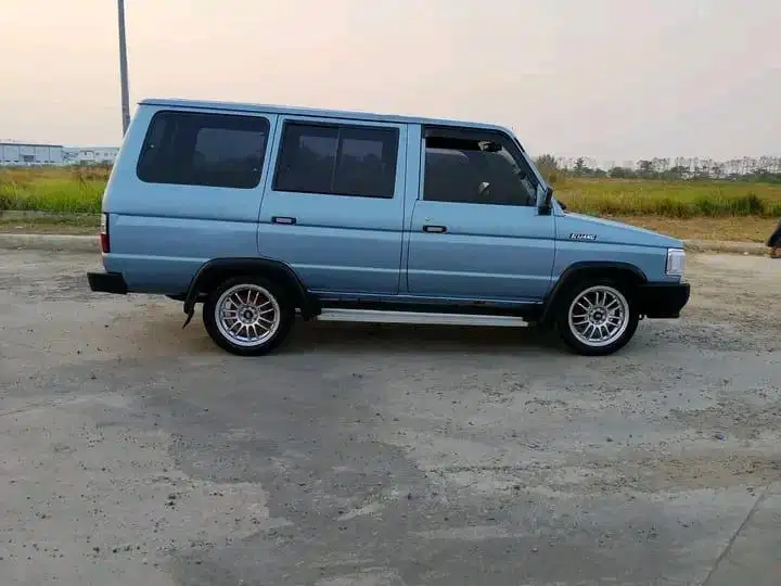 Toyota kijang super 1995