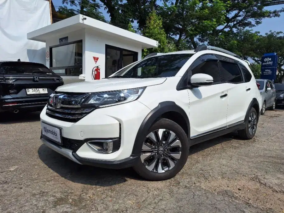 DP MURAH Honda BR-V 1.5 E Bensin-AT 2019 Putih CWVDB