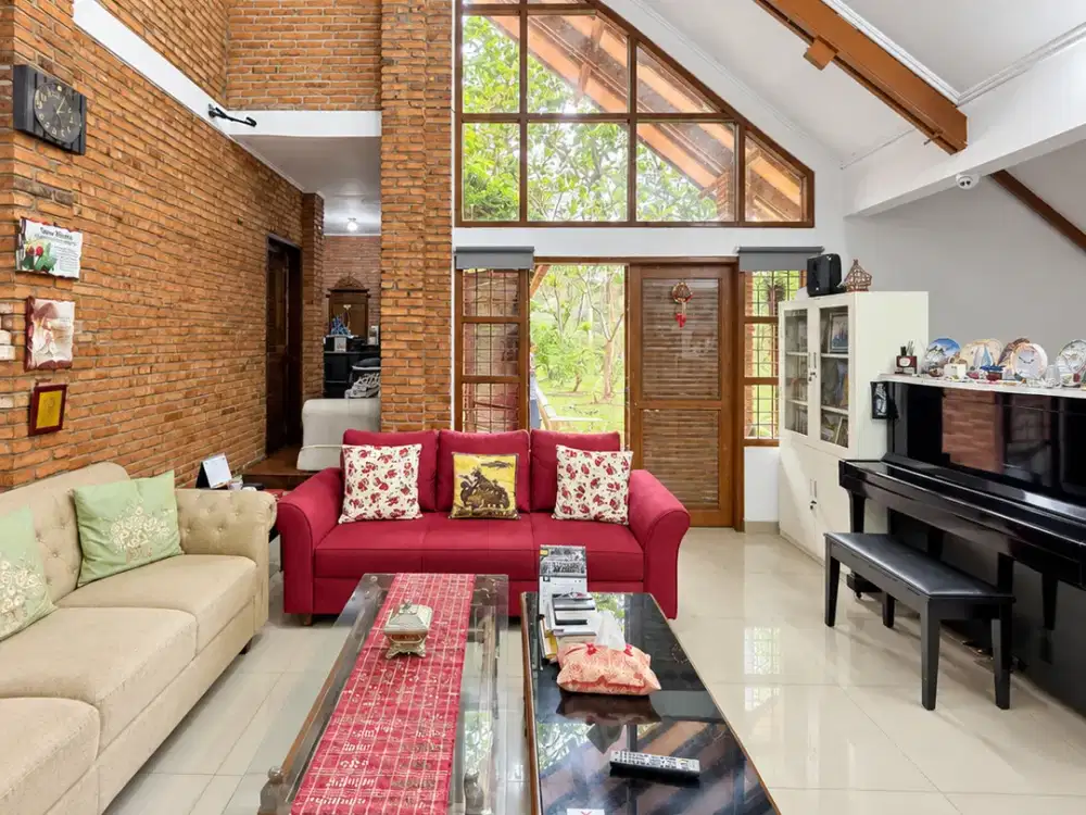 Rumah Asri 1LT 1000m2 3+1KT Free AC 4 Unit Private & Strategis di Jagakarsa Jaksel