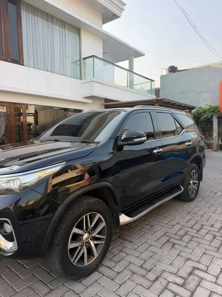 Toyota Fortuner vrz AT 2016