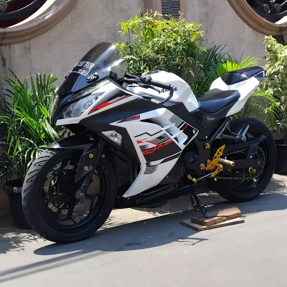 Kawasaki Ninja 250 FI tt bt barter tukar tambah