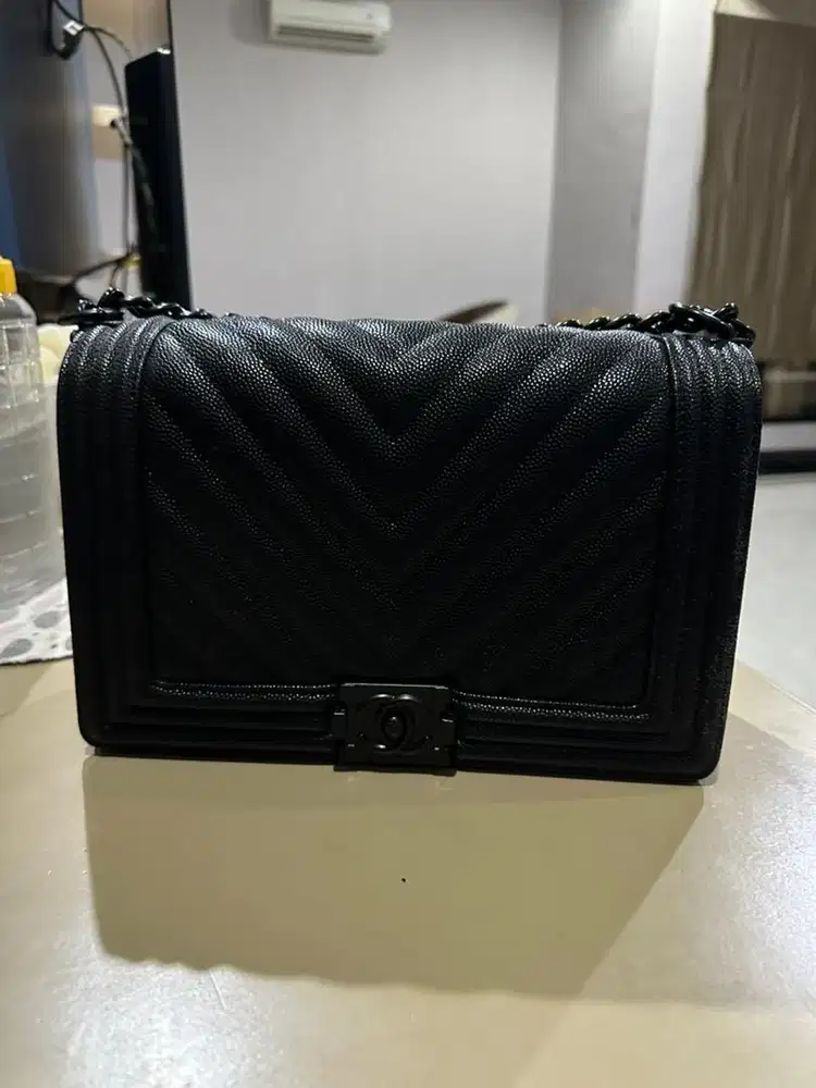 Tas chanel hitam