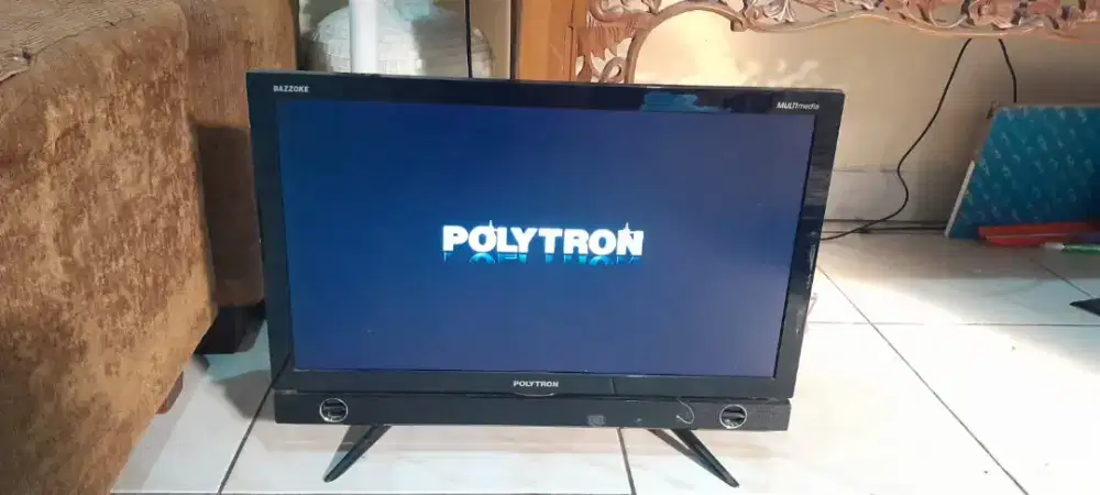 Tv polytron 21 inch kondisi bagus tinggal pakai
