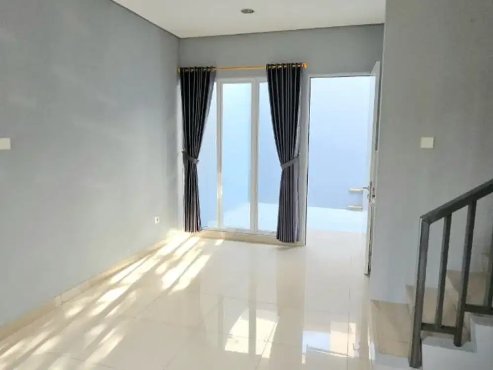 Rumah Baru Selesai Renovasi Di Yarra JGC Cakung – LT 105 m², 3+1 KT, Carport 2 Mobil