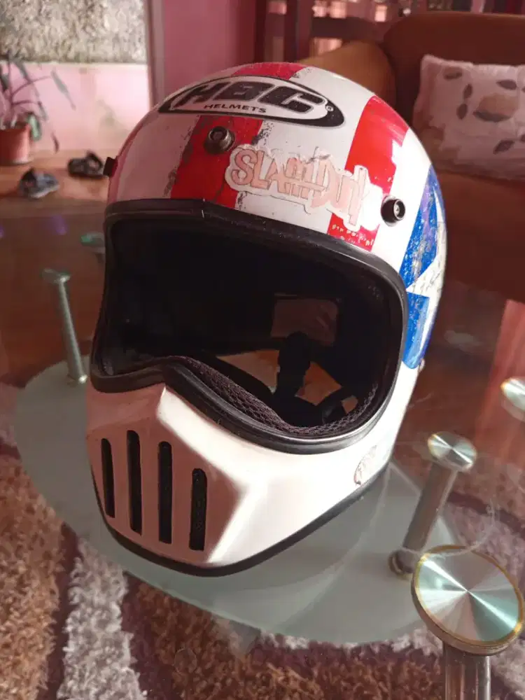 Helm cakill HBC