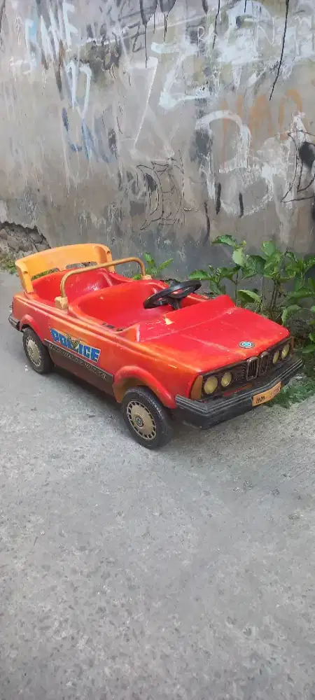 Pedal car vintage