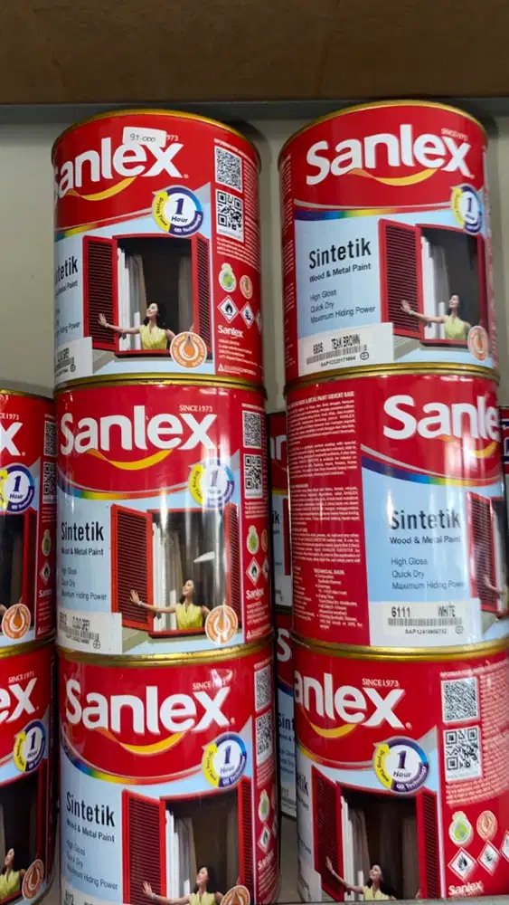 Cat kayu dan besi sanlex 0.8 liter