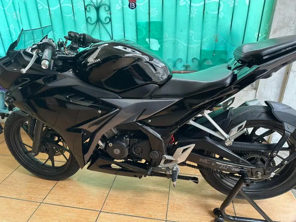 CBR Vaslite 150 2016