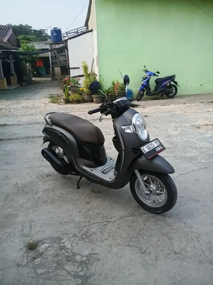 HONDA SCOOPY 2018 STLISH