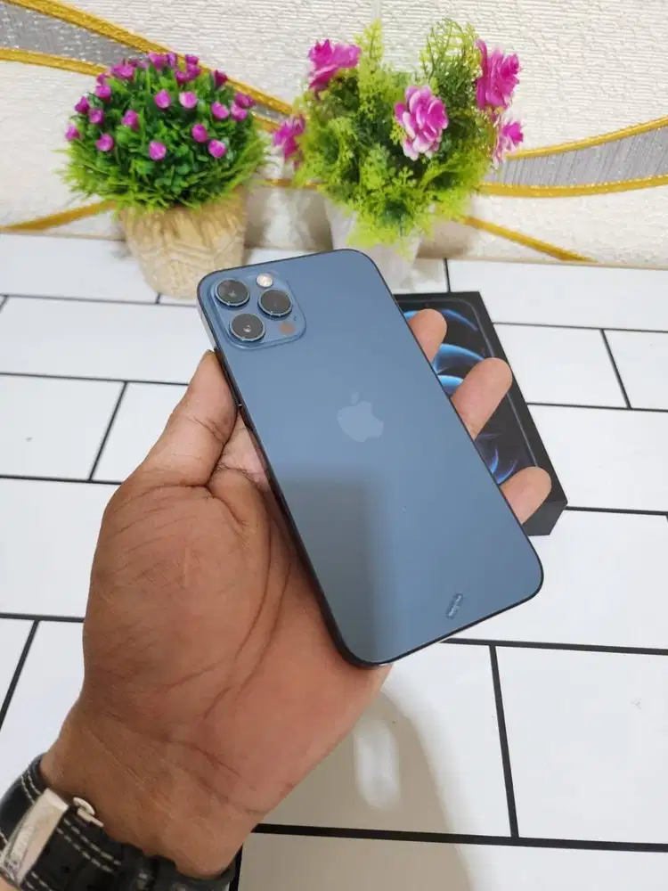 CARI GADGET PREMIUM BEKAS CASH READY