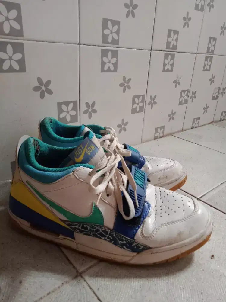 Sepatu keren kualitas premium keren kuat